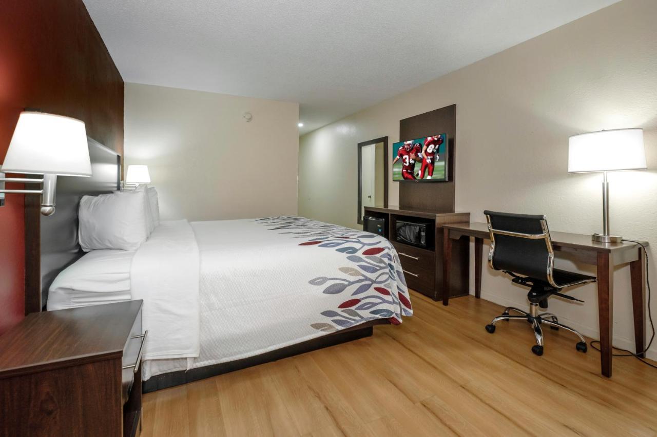 Red Roof Inn Hillsville Εξωτερικό φωτογραφία