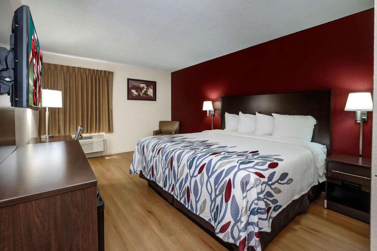 Red Roof Inn Hillsville Εξωτερικό φωτογραφία