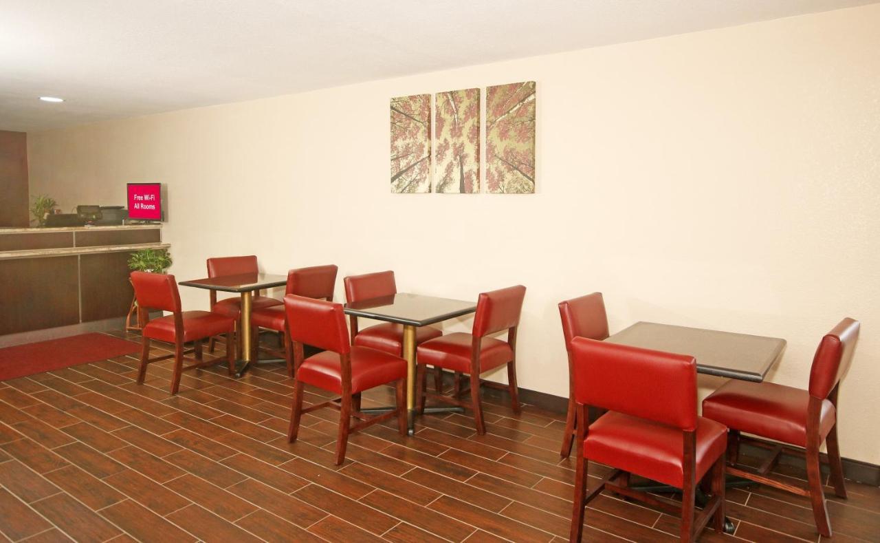 Red Roof Inn Hillsville Εξωτερικό φωτογραφία