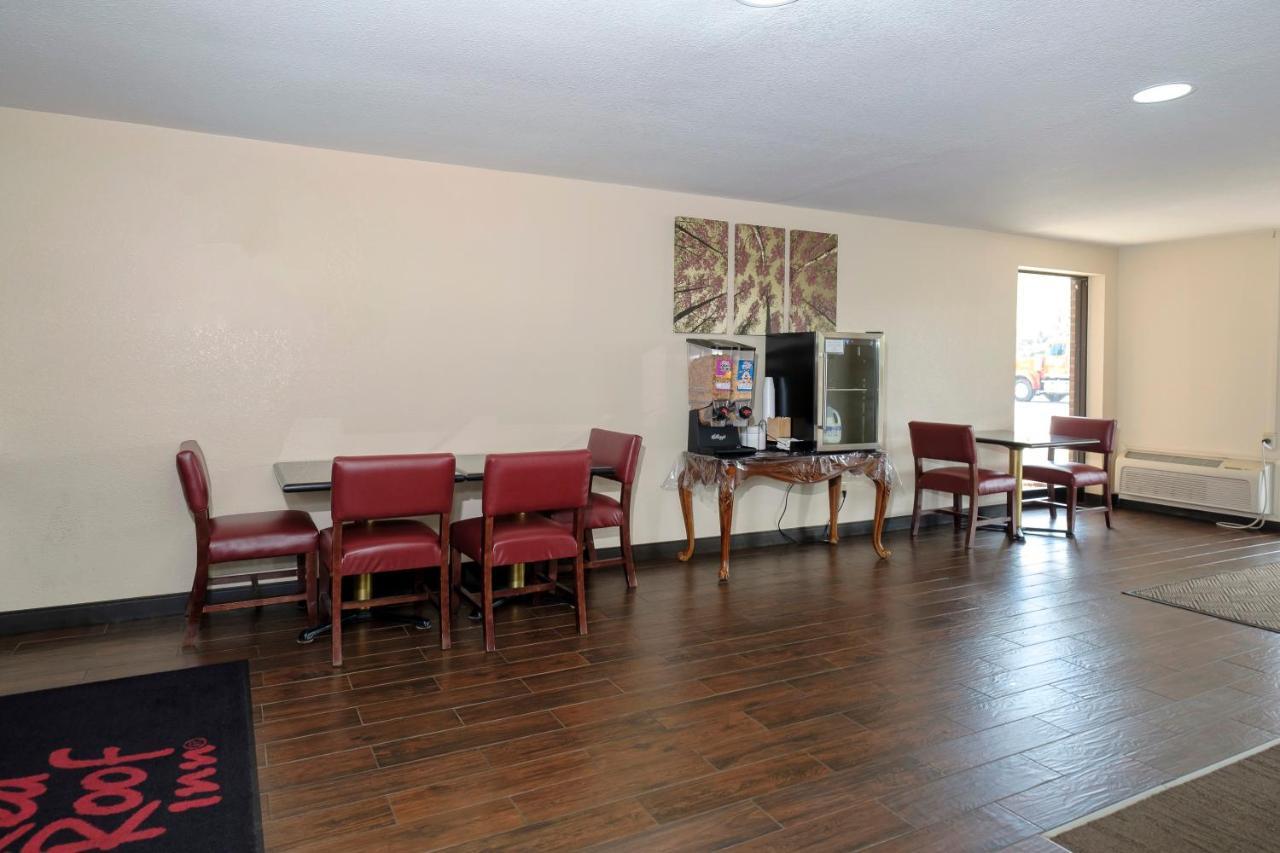 Red Roof Inn Hillsville Εξωτερικό φωτογραφία