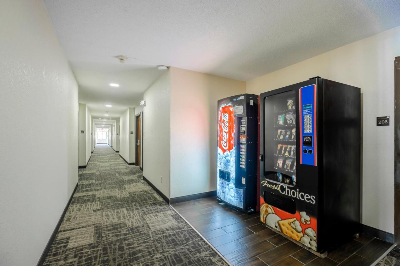 Red Roof Inn Hillsville Εξωτερικό φωτογραφία