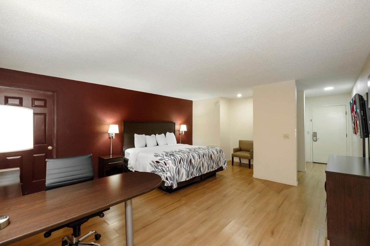Red Roof Inn Hillsville Εξωτερικό φωτογραφία