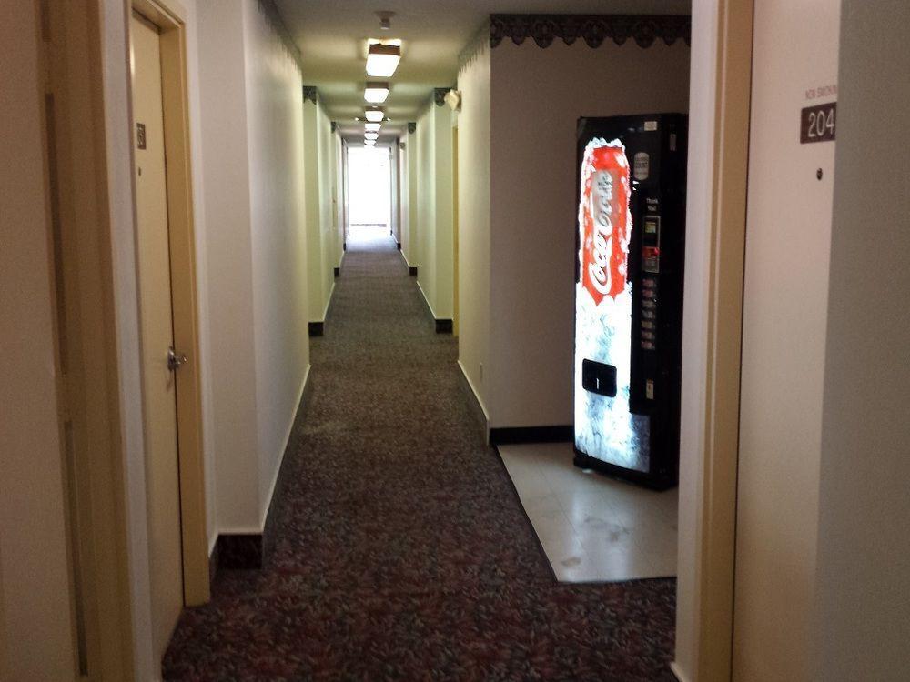 Red Roof Inn Hillsville Εξωτερικό φωτογραφία